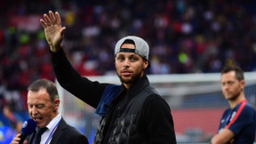 Basket - NBA : Quand Floyd Mayweather s’enflamme pour Stephen Curry !