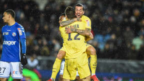 PSG - Malaise : Meunier revient sur la rude concurrence avec Dani Alves !