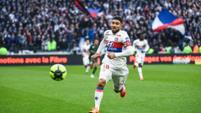 Mercato - OL : Aulas annonce la couleur pour l’avenir de Fekir !