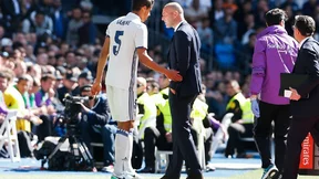 Mercato - Real Madrid : Raphaël Varane revient sur le départ surprise de Zinedine Zidane !