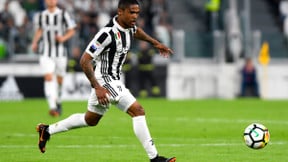 Mercato - Manchester United : Mourinho et Guardiola à la lutte pour Douglas Costa ?