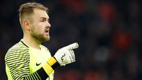 Mercato - Barcelone : Une piste de Valverde directement liée à l’avenir de Cillessen ?