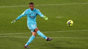 Mercato - Barcelone : Cela se confirmerait pour l’avenir d’Alban Lafont !