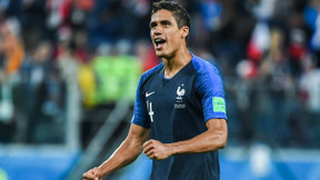 Mercato - Real Madrid : José Mourinho rêverait toujours… de Raphaël Varane !