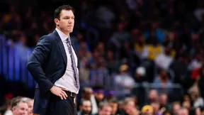 Basket - NBA : Le coach des Lakers maintenu en poste grâce à… LeBron James ?
