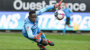 Mercato - OM : La tendance se confirmerait pour le successeur annoncé de Mandanda !