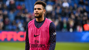 Mercato - PSG : Plusieurs points de chute prestigieux pour Kurzawa ?