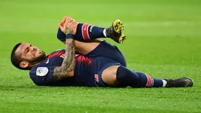 PSG - Malaise : Gros coup dur pour Dani Alvès après Neymar ?