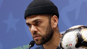 Mercato - Barcelone : Dani Alves annonce la couleur pour son avenir !