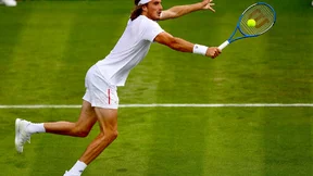 Tennis : Quand Federer aide Tsitsipas à surmonter sa défaite !