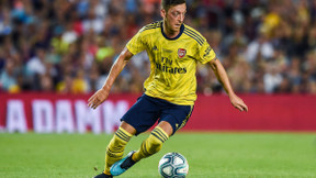 Arsenal : L’agent de Mesut Özil monte au créneau face aux critiques !