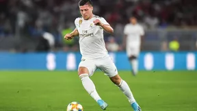 Mercato - Real Madrid : Un nouveau prétendant de renom pour Luka Jovic ?