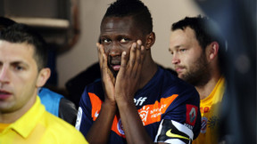 Un journaliste menace par Yanga Mbiwa