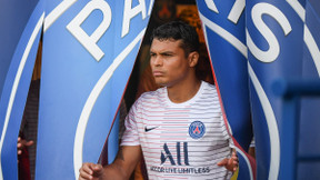 Mercato - PSG : Gros coup dur pour l'avenir de Thiago Silva ?