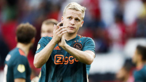 Mercato - Real Madrid : Pérez ne lâcherait rien pour Donny Van de Beek !