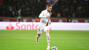 Mercato - PSG : Un prétendant prépare son offensive pour Layvin Kurzawa !