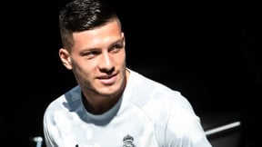 Mercato - Real Madrid : Une porte de sortie se précise pour Jovic...