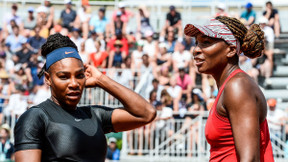 Tennis : Serena Williams s'enflamme après son duel face à sa soeur !