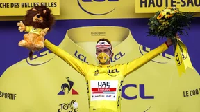 Cyclisme - Tour de France : Primoz Roglic félicite Tadej Pogacar !