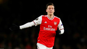 Mercato - Arsenal : Mesut Özil envoie un message clair aux supporters !