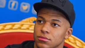 Mercato - PSG : L’émir du Qatar fait une offre folle à Kylian Mbappé !