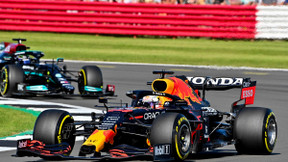 Formule 1 : Verstappen répond sèchement à Hamilton !