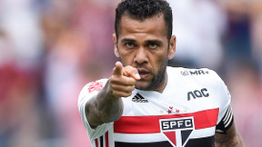 Mercato - Barcelone : Un énorme obstacle pour le retour de Dani Alves !