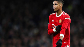 Manchester United : Solskjaer annonce un gros coup dur pour Varane