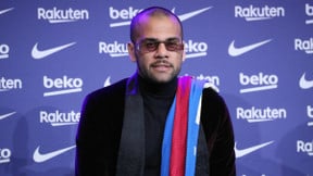 Mercato - Barcelone : Coup de tonnerre pour l'avenir de Daniel Alves ?