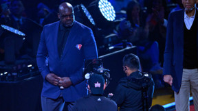 Basket - NBA : Shaquille O’Neal tape du poing sur la table pour le MVP !