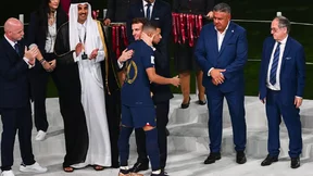 Macron console Mbappé au Qatar, il se fait dézinguer