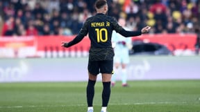 Neymar clashe les joueurs du PSG