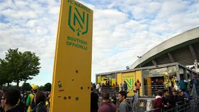 Mercato : Un coup dur provoque une signature au FC Nantes