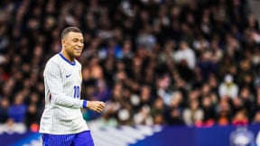 Départ de Mbappé : Un buteur fait mariner le PSG !