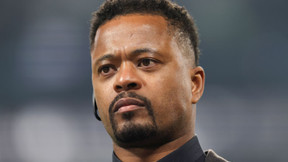 Patrice Evra se la joue star de la WWE, l’arrivée surprise comme catcheur !