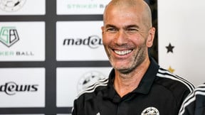 Zinedine Zidane reçoit un avertissement pour son prochain numéro 10 en équipe de France : «S'il n’est pas content, il le montre tout de suite»