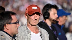 «Ce n'est vraiment pas un mec sympa» : Zinedine Zidane prend un très gros risque en nommant Fabien Barthez dans son staff ?