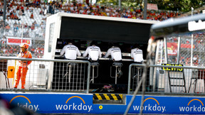 F1 : Un pilote se crashe, Mercedes applaudit !