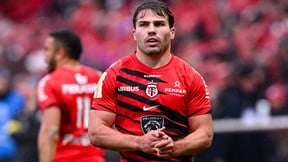 Rugby - Top 14 : Forcé de s'absenter, Antoine Dupont raconte ses galères !