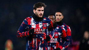 Kvaratskhelia - PSG : Déjà un problème avec Luis Enrique ? 