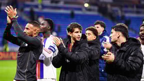 Problème d'argent, un joueur de l'OL se fait menacer dans le vestiaire !