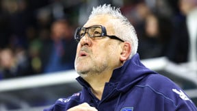Christophe Urios très cash dans le vestiaire de Clermont : «Il attaque le joueur»