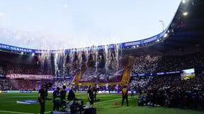 PSG-Bayern : Scène insolite au Parc des Princes, un ramasseur de balle refuse de rendre le ballon ! 
