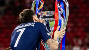 Un «super joueur» va débarquer au PSG pour défier Kvaratskhelia ?