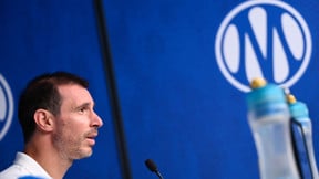 Nouveau départ important à l'OM après Greenwood ? Un joueur fait le buzz en apparaissant avec le maillot d'une autre équipe ! 