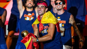 Mercato : Ferran Torres et Charles De Ketelaere sont pistés par le PSG, mais un troisième attaquant mystère pourrait bien rejoindre Paris !