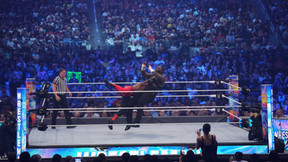 Catch : La WWE lui a «craché au visage», une star s’en va et balance cash !