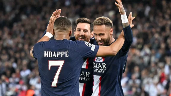 Mbappé, Messi and Neymar absent at PSG, a controversy erupts