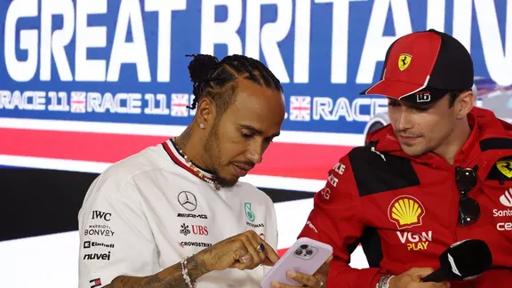 F1 : «Une énorme surprise», il se lâche sur le transfert d’Hamilton