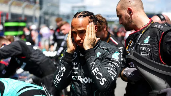 F1 : Une signature bouclée grâce à Hamilton ? Il balance
